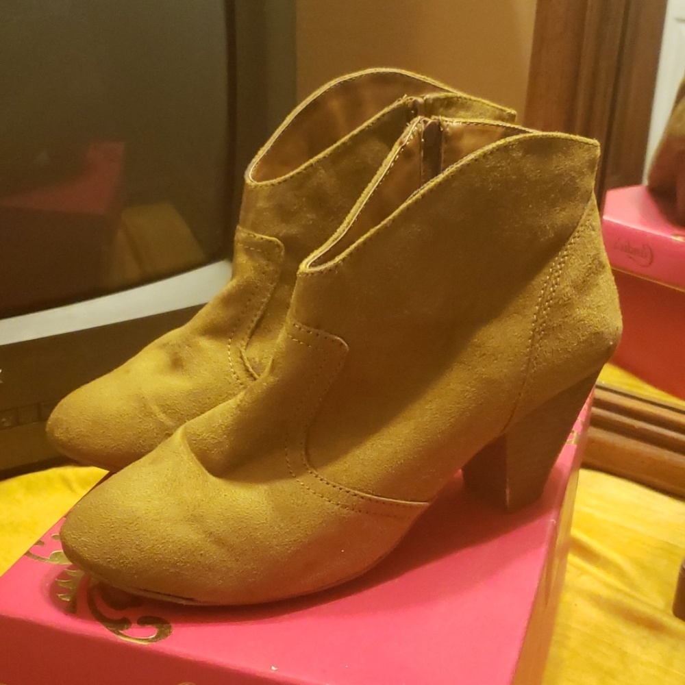 Candie's Tan Booties